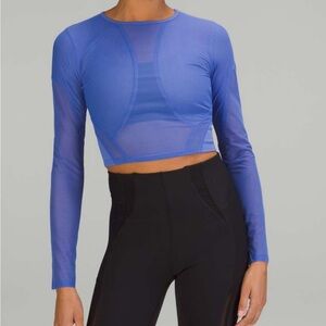 Lululemon - Mesh Panelled Training Long Sleeve Shirt